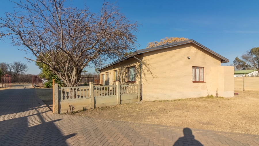 3 Bedroom Property for Sale in Tuinhof Free State